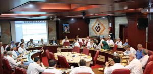 جلسه کمیته مورتالییتی مورخ 15 آبانماه سال جاری در مرکز قلب و عروق شهید رجایی: عکس شماره 7 / 11