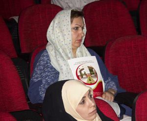 حضور فعال مرکز قلب و عروق شهید رجایی در سرای محله زرگنده: عکس شماره 8 / 12